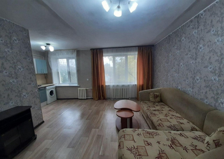 1-комн квартира Красных Коммунаров улица, 12