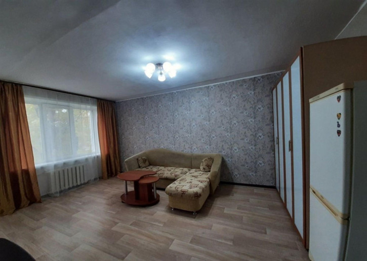 1-комн квартира Красных Коммунаров улица, 12