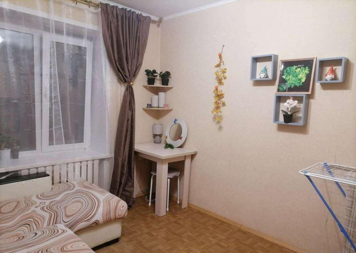 1-комн квартира Гастелло улица, 12