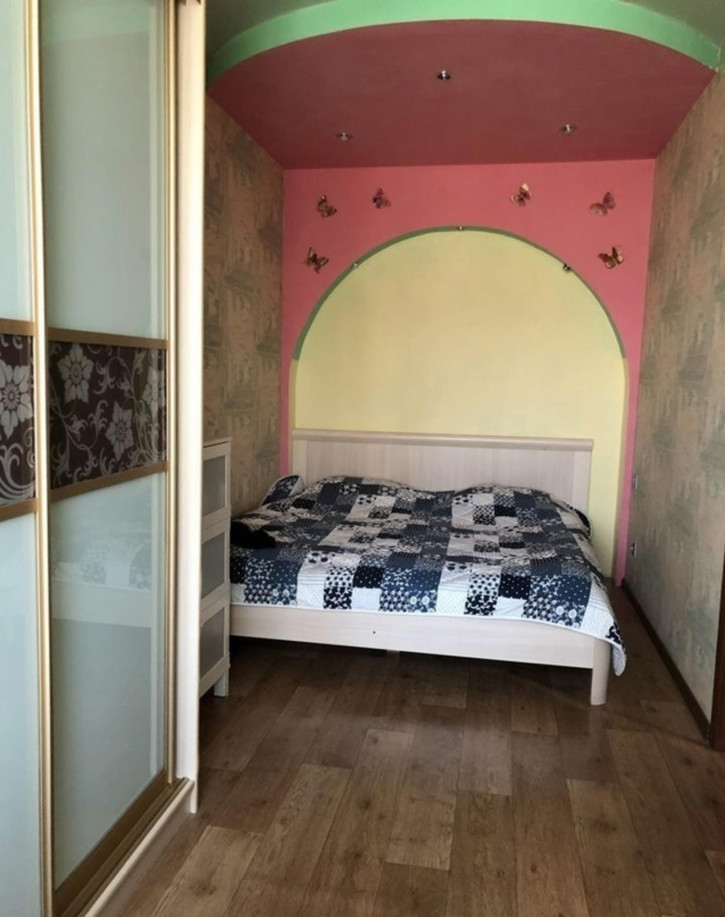 2-комн квартира Гагарина улица, 12