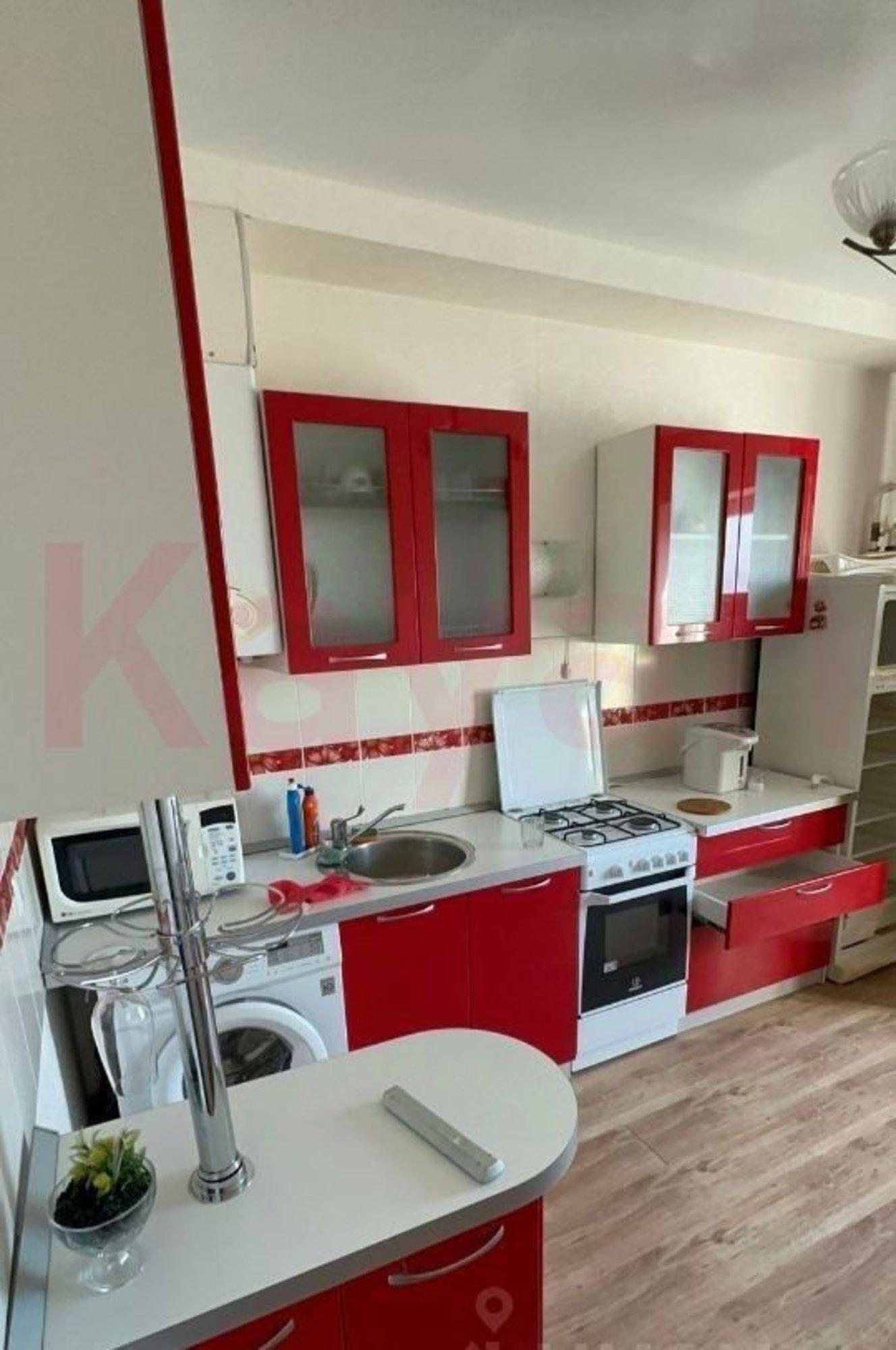 Купить квартиру за 10 300 000 рублей на Свердлова ул.