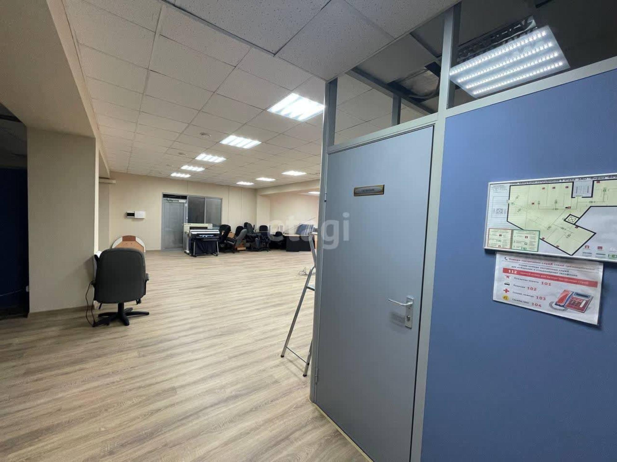 Сдать офис, помещение под офис за 292 300 рублей на Володарского 14