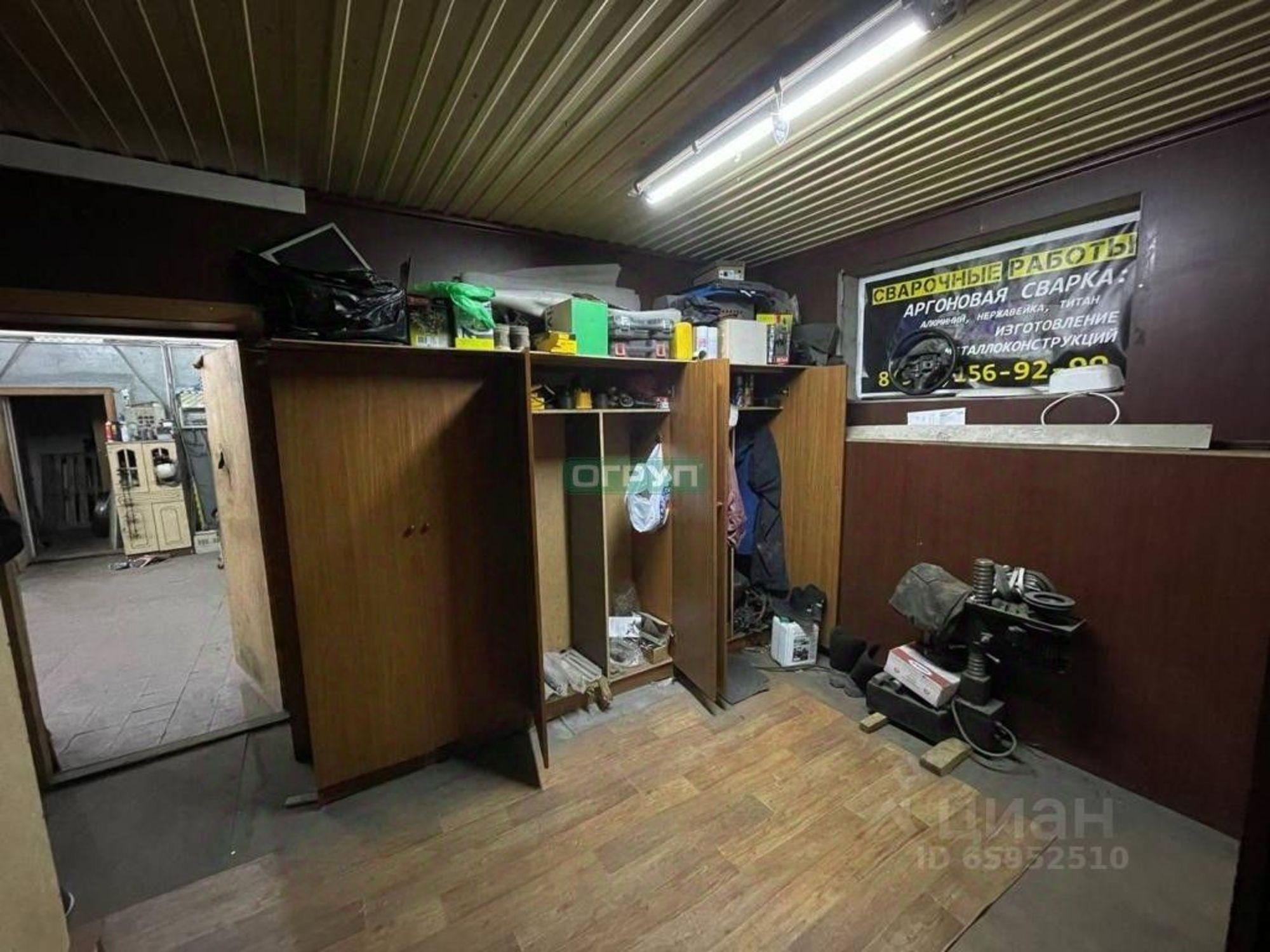 Купить ОСЗ, отдельно стоящее здание за 14 000 100 рублей на ул Аустрина, 182 Б