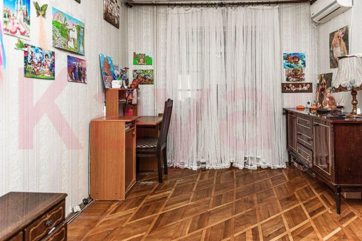 2-комн квартира микрорайон Парус ул.