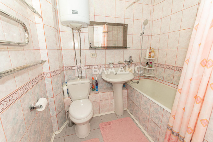 3-комн квартира Тракторная улица