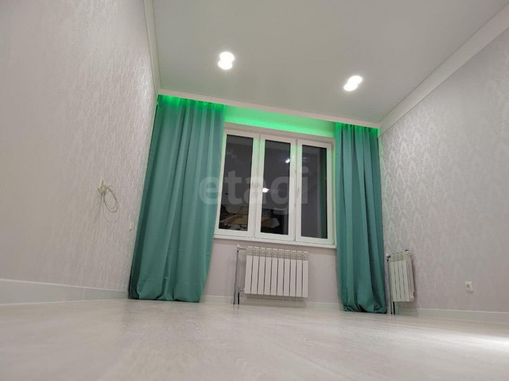 3-комн квартира Медуницинская улица, 11
