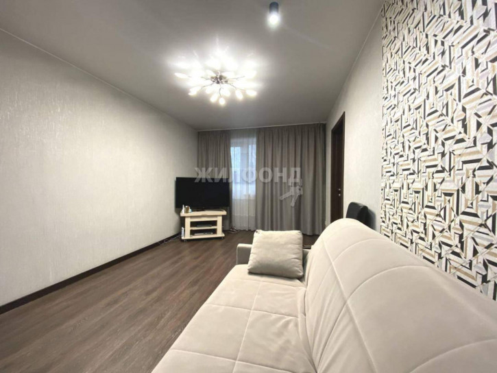3-комн квартира Новаторов улица, д.10