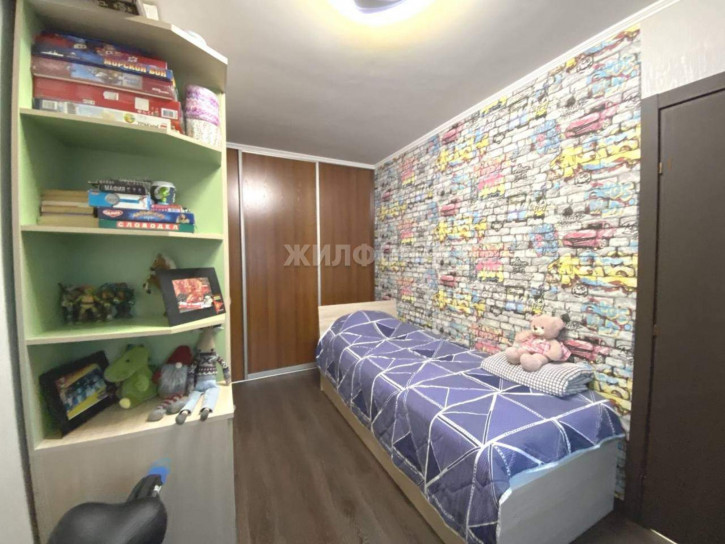 3-комн квартира Новаторов улица, д.10