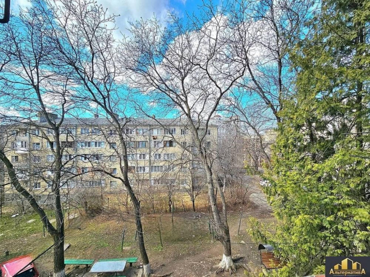 3-комн квартира Островского ул.