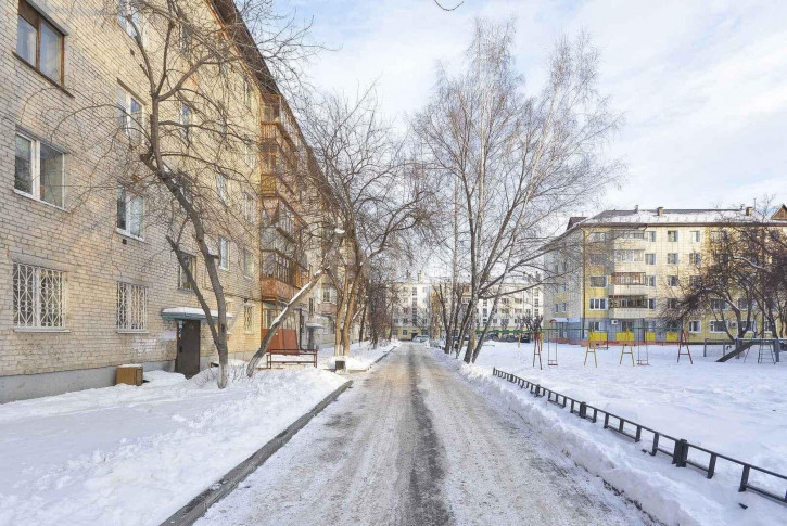 3-комн квартира Ставропольская, 15