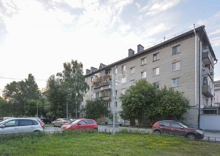 3-комн квартира Ставропольская, 15
