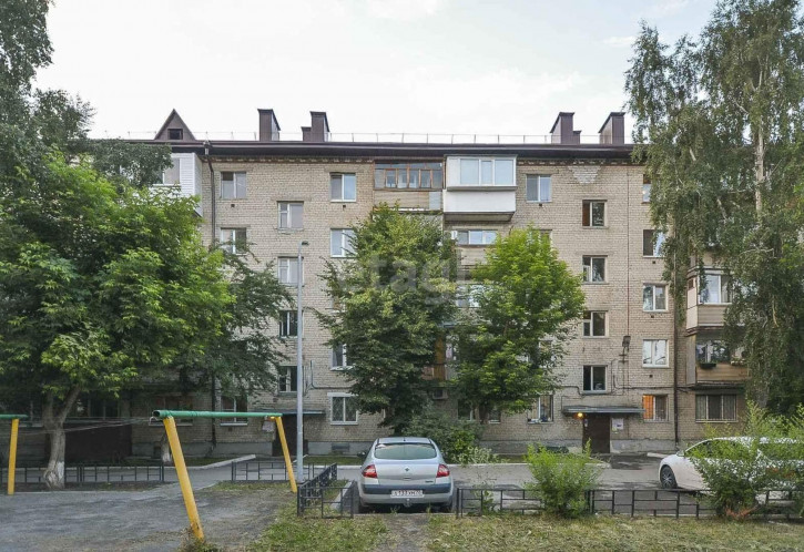 3-комн квартира Ставропольская, 15