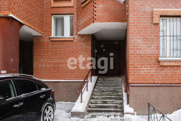 3-комн квартира Грибоедова, 15/2
