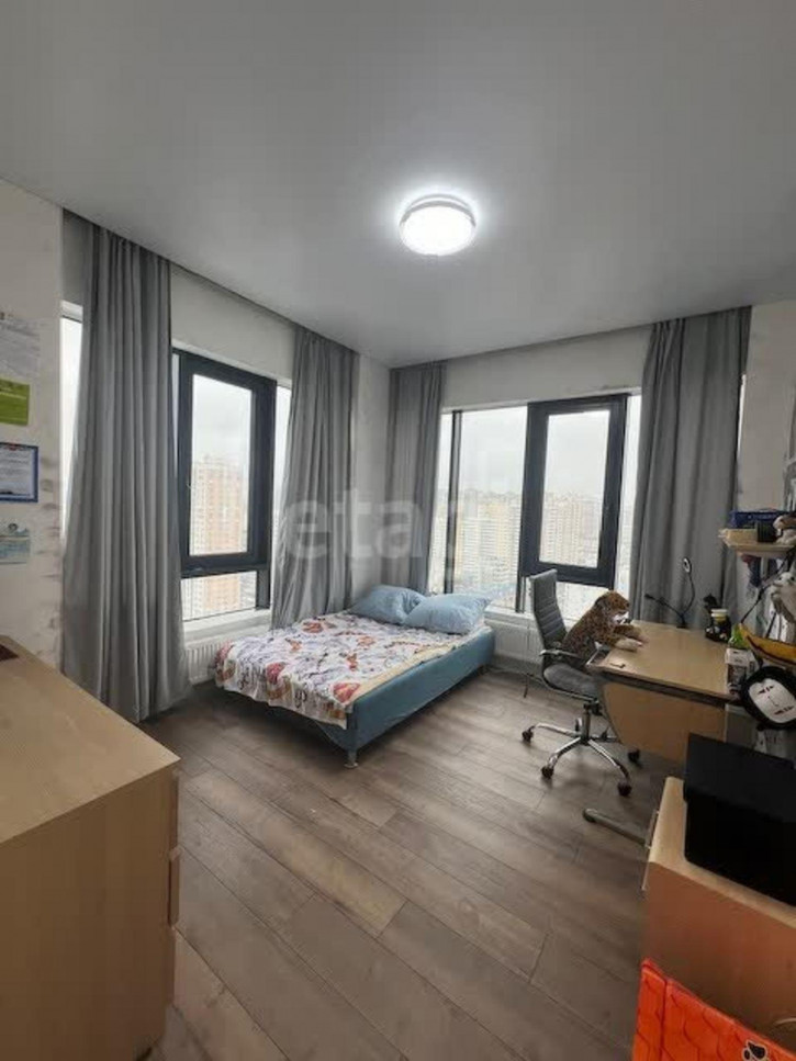 4-комн квартира Шаронова переулок, 31