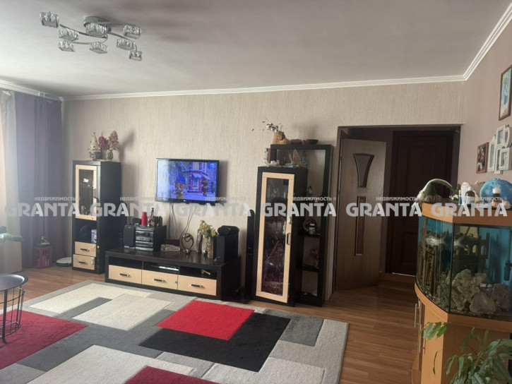 4-комн квартира ул Мате Залки, 6А