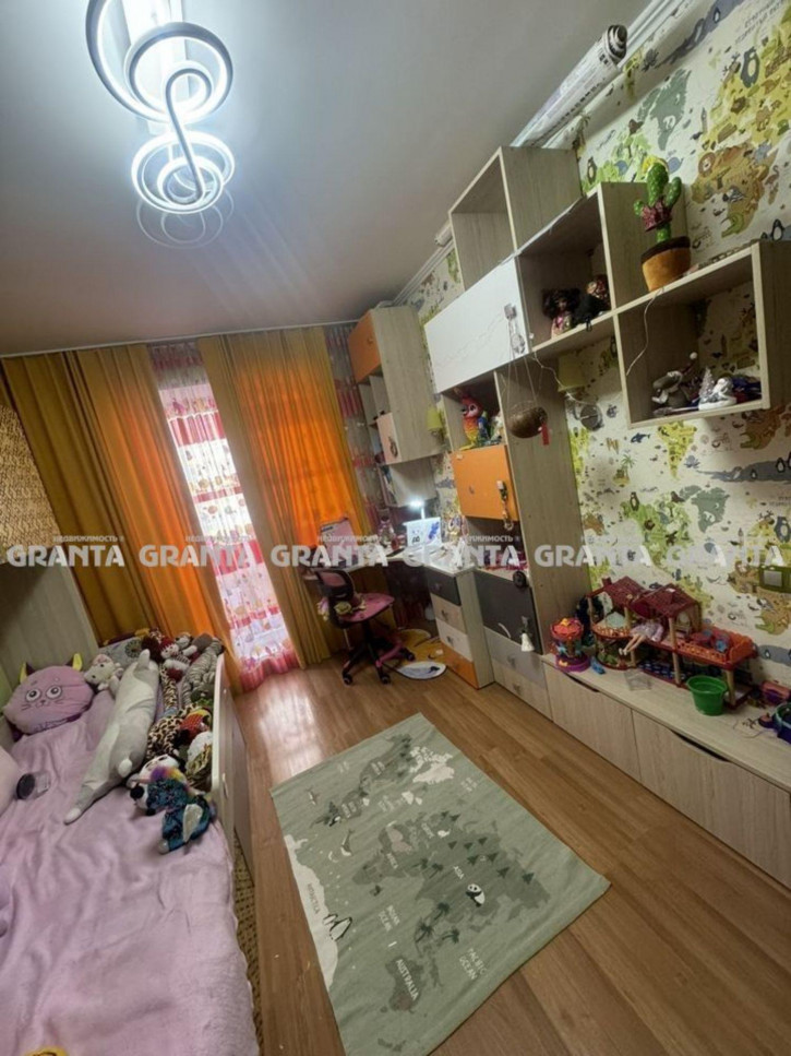 4-комн квартира ул Мате Залки, 6А