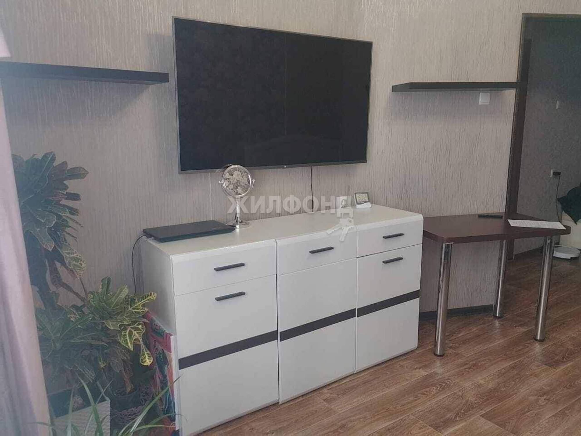Купить квартиру за 5 300 000 рублей на Василенко улица, д.14/3
