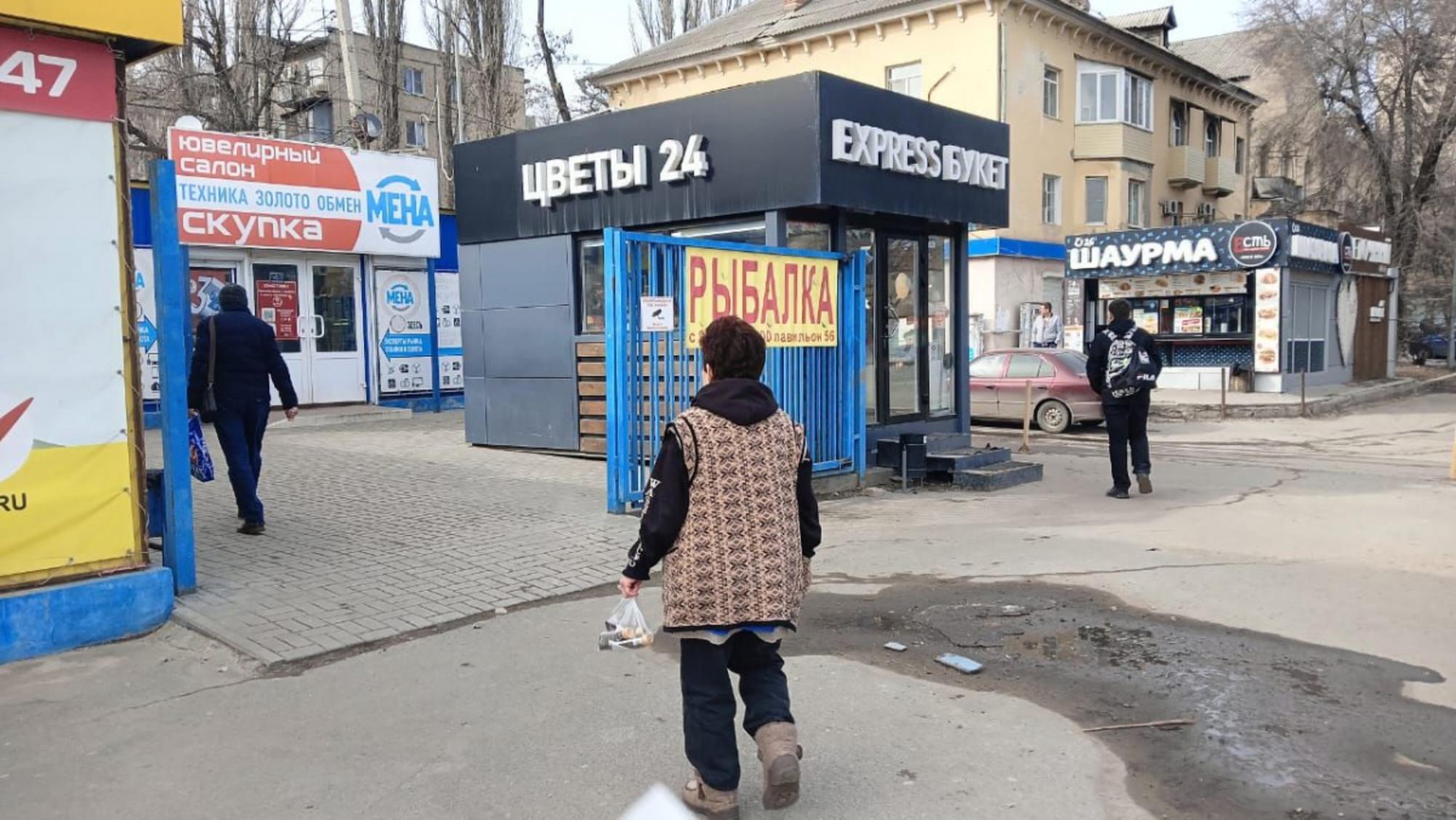 Сдать торговое помещение за 60 000 рублей на ул им. Федотова, 2а