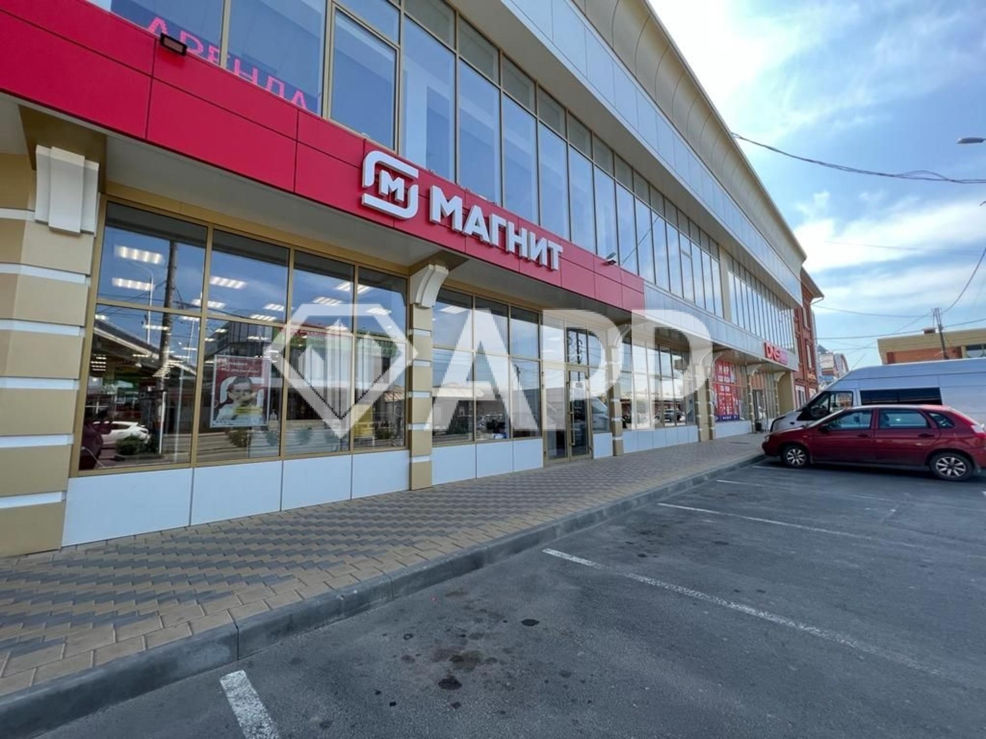Сдать торговое помещение за 315 000 рублей на ул Мира, 85