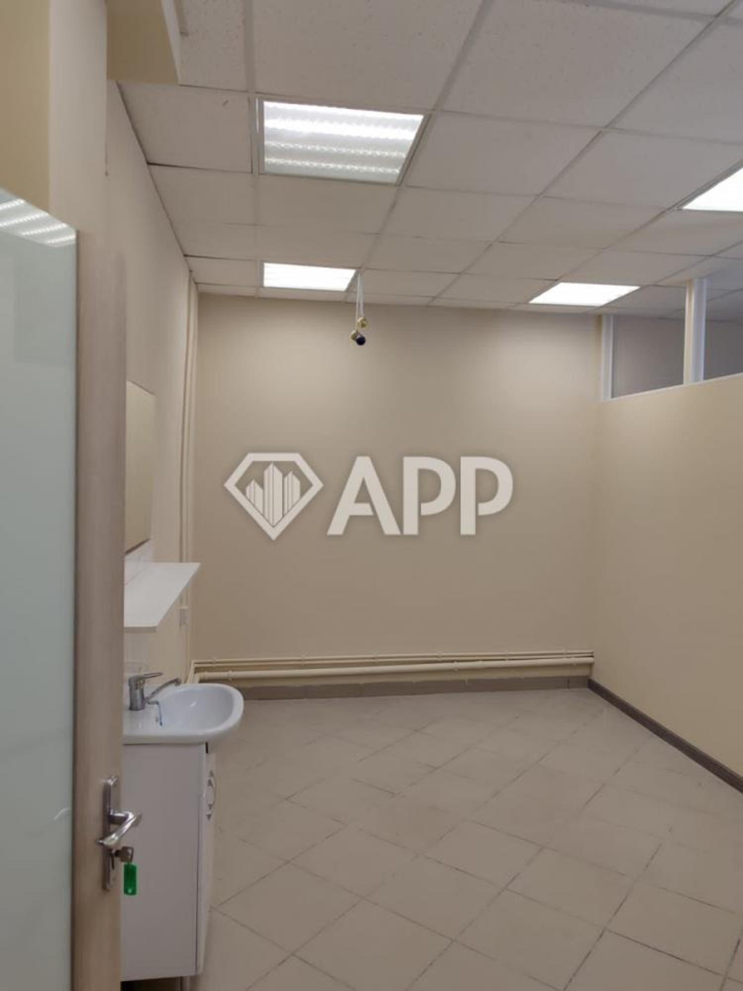 Сдать торговое помещение за 11 000 рублей на Лесной проезд