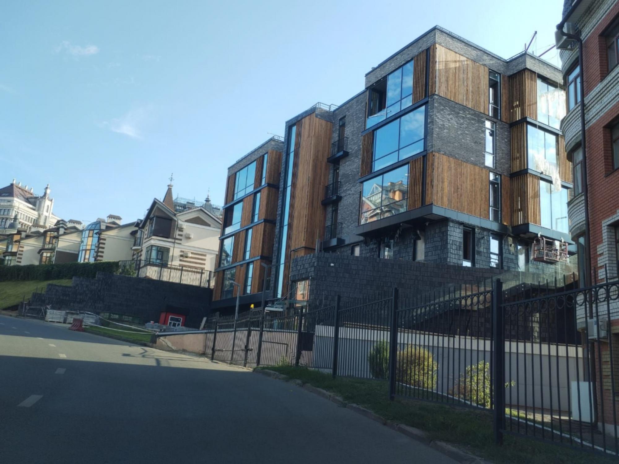 Купить помещение свободного назначения за 59 166 700 рублей на ул Касаткина, 23