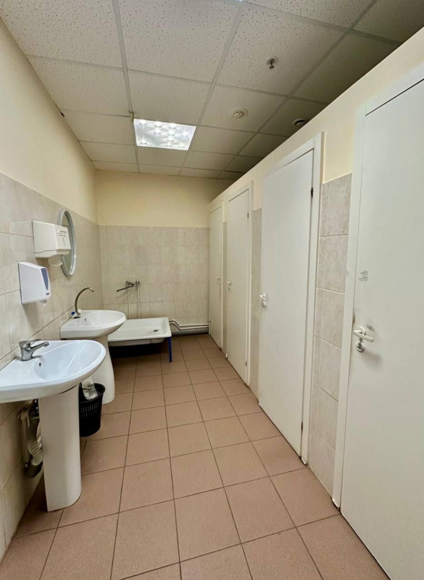 Купить торговое помещение за 32 943 900 рублей на ул Ульяновская, 18