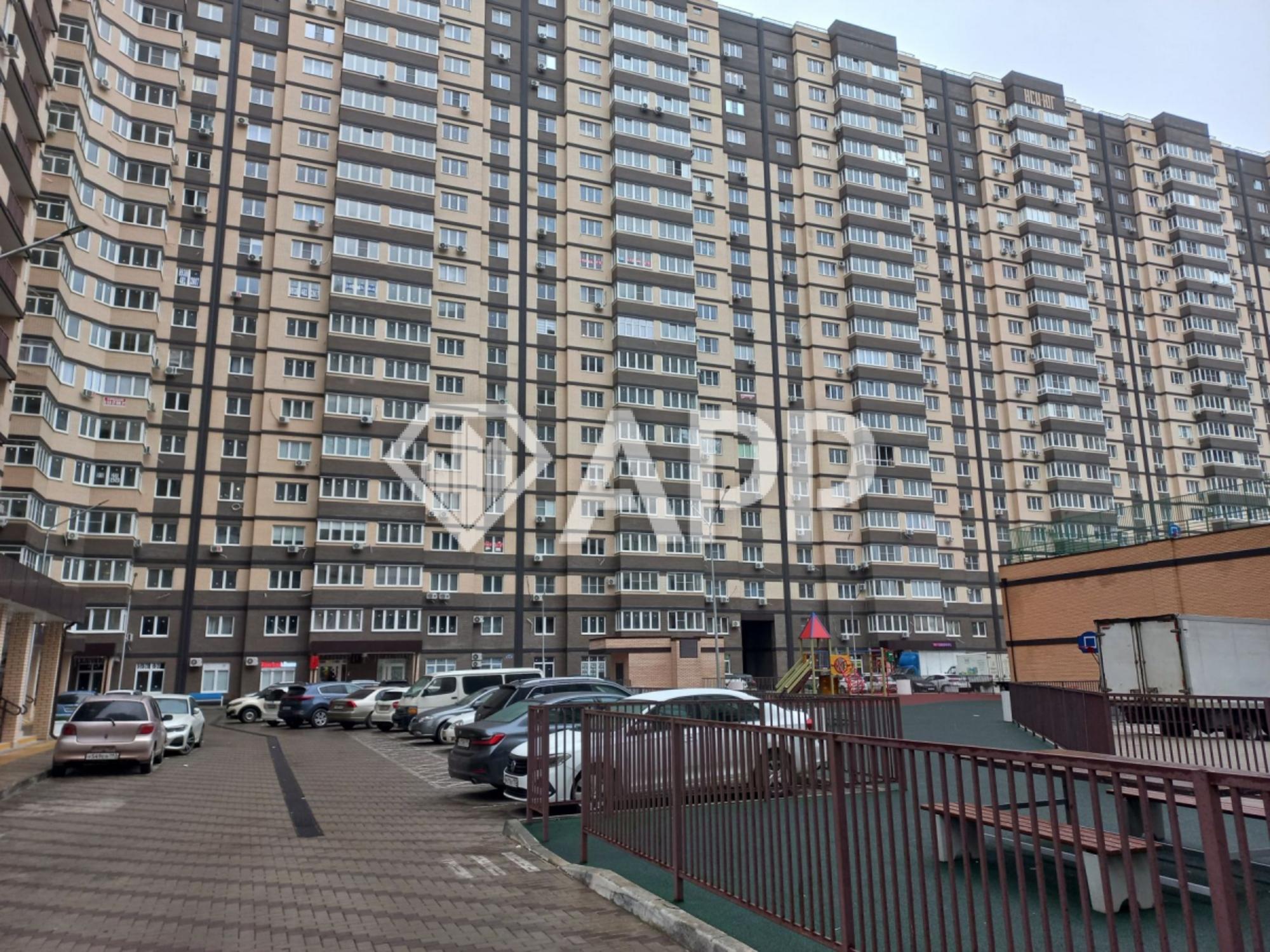 Купить торговое помещение за 17 700 000 рублей на ул Стахановская, 1/5