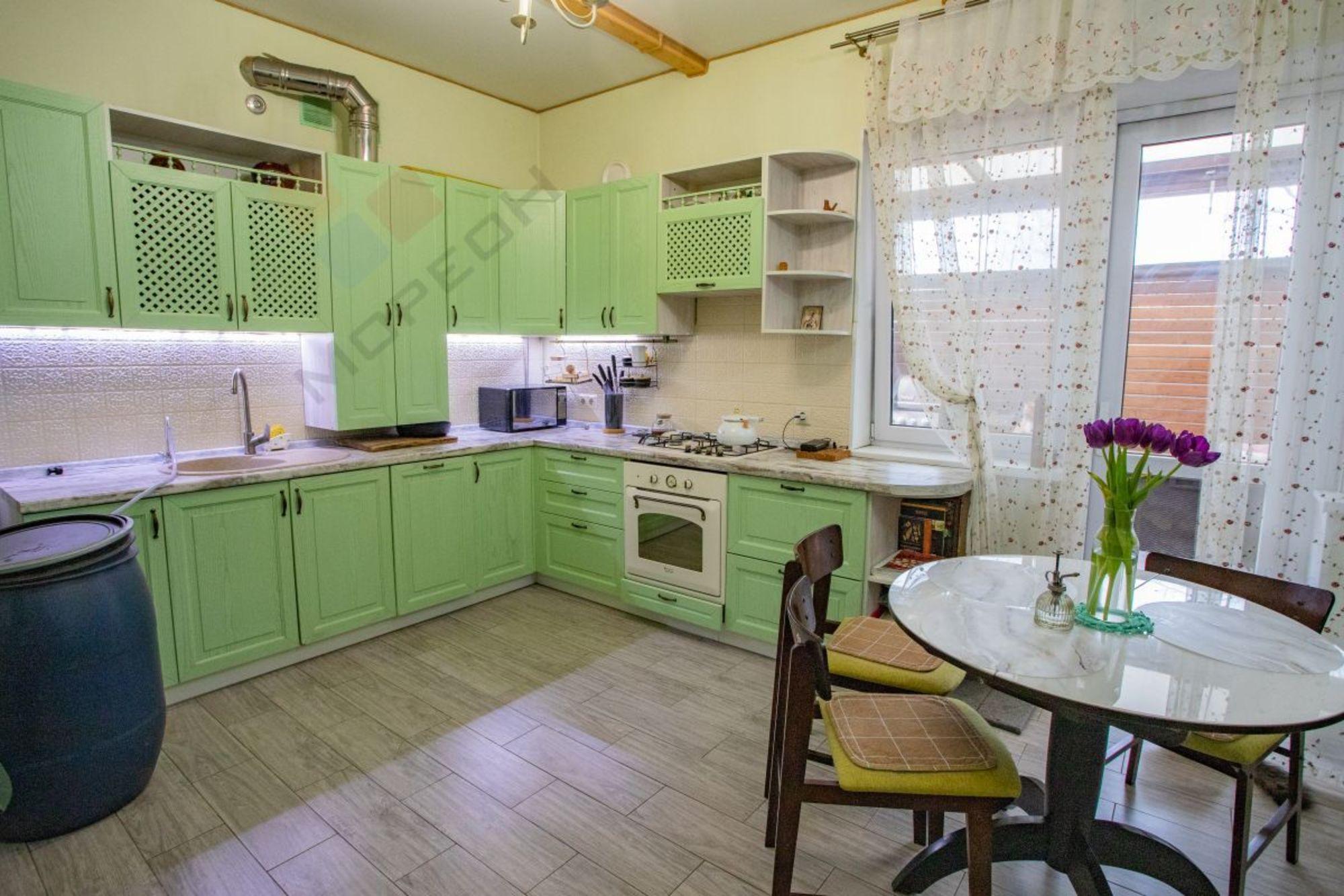 Купить дачу, дом, коттедж за 9 990 000 рублей на Пригородная ул, 1/18