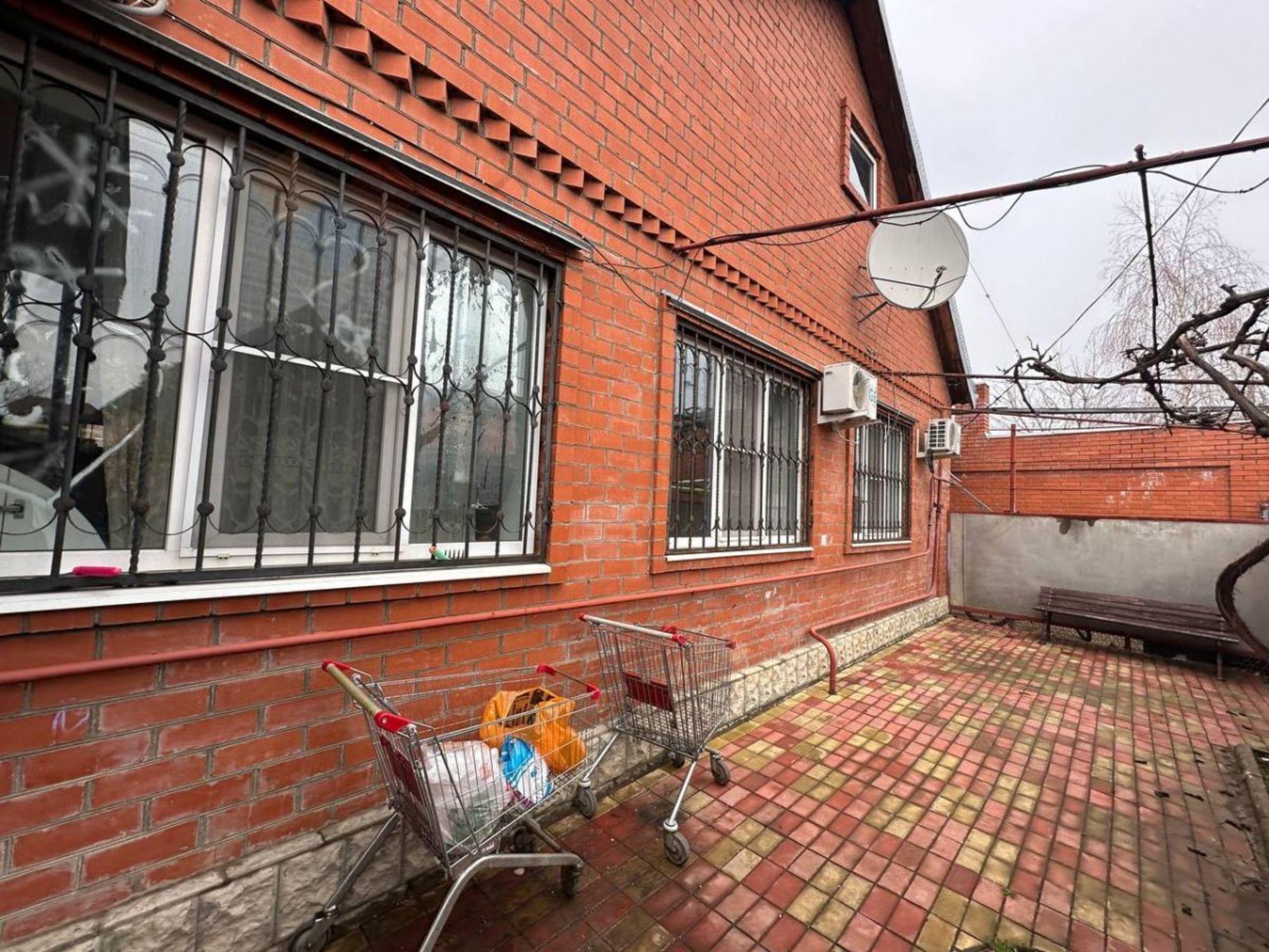 Купить дачу, дом, коттедж за 17 600 000 рублей на Деповский пр-д, 30