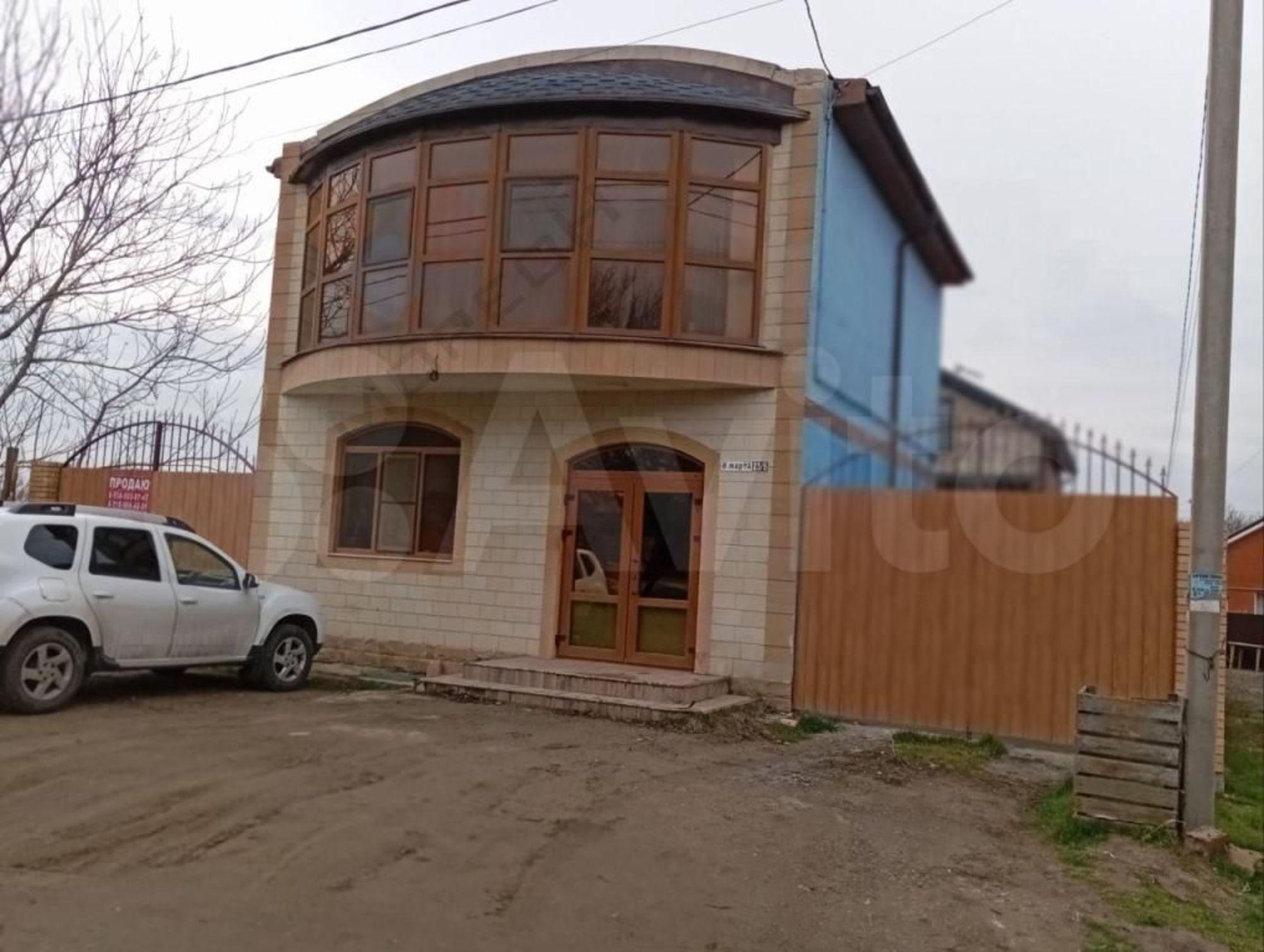 Купить дачу, дом, коттедж за 17 000 000 рублей на 8 Марта ул, 23/5