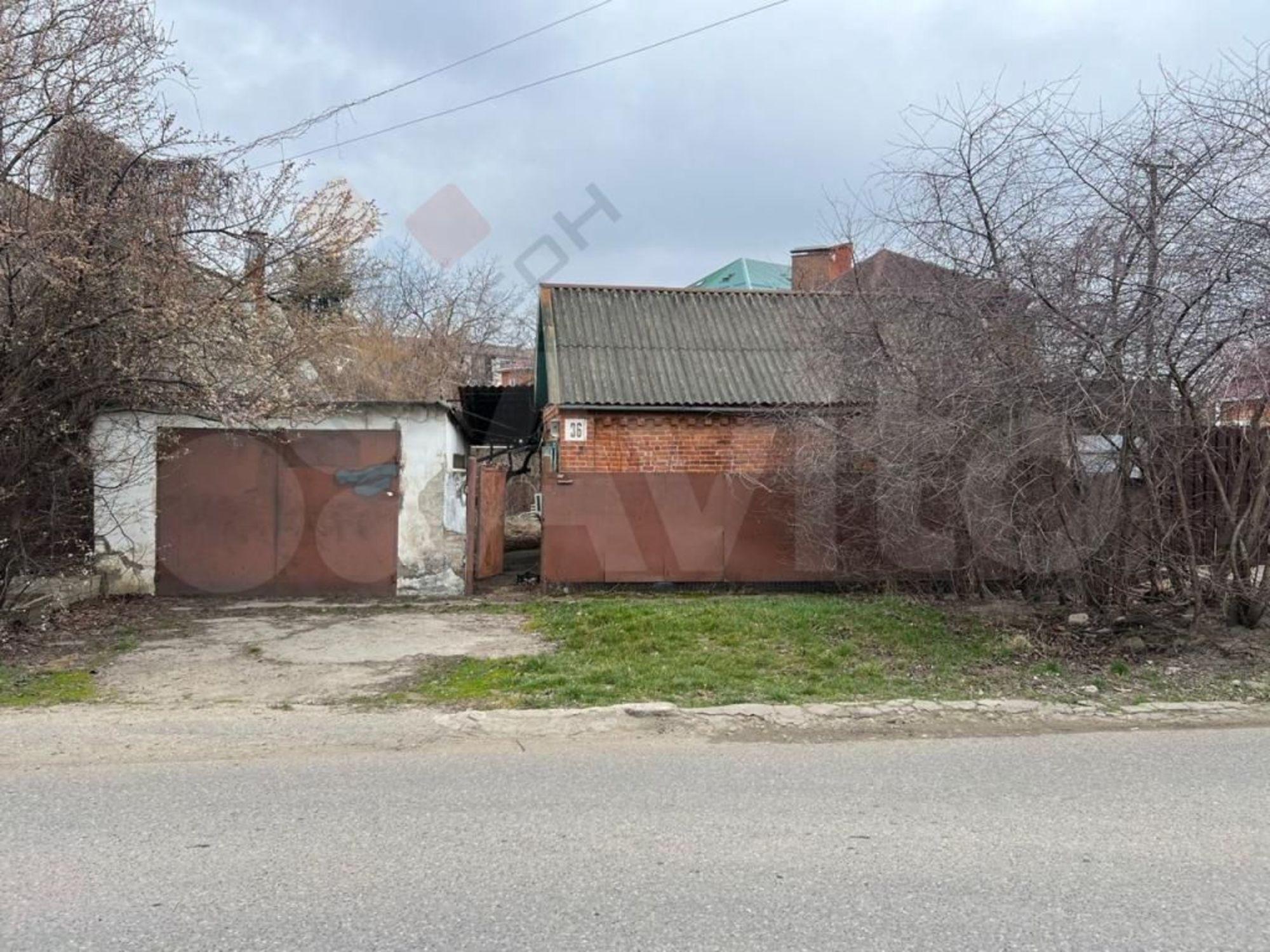 Купить дачу, дом, коттедж за 13 000 000 рублей на Жлобы ул, 36