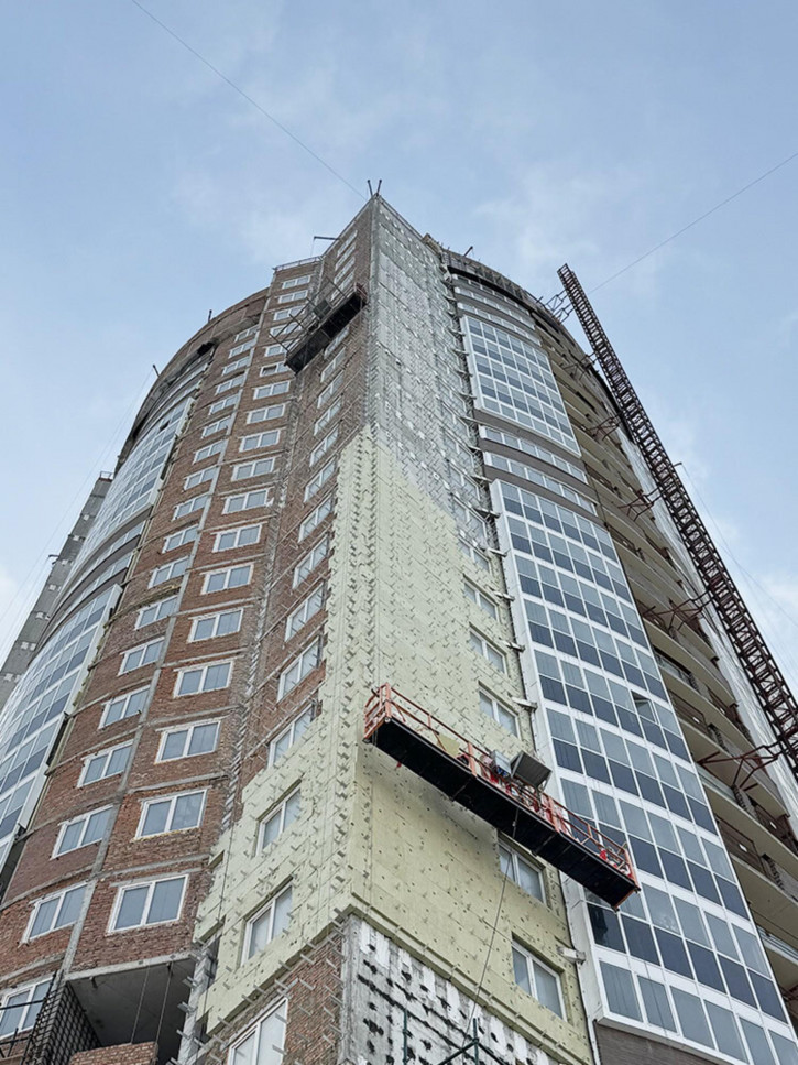 1-комн квартира в новом доме мкр Закаменский, 13