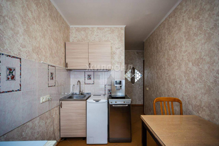 2-комн квартира Кирова улица, д.77