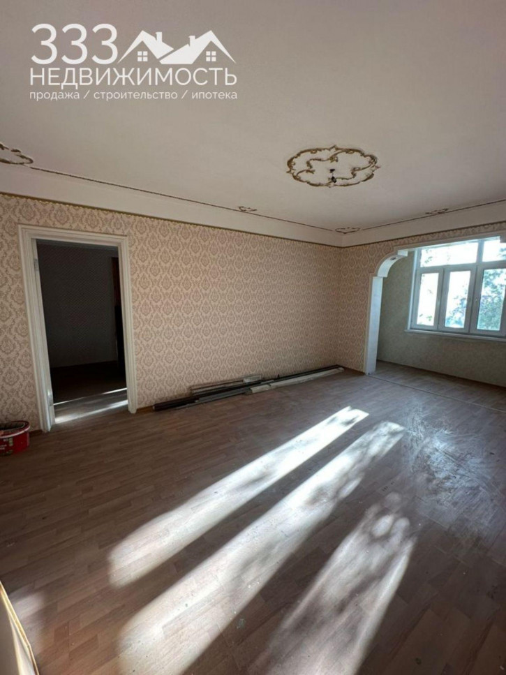 3-комн квартира Весенняя ул, 16