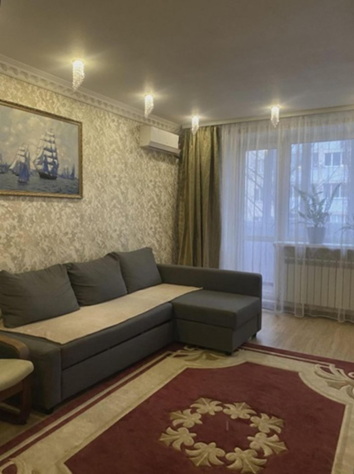 2-комн квартира Луначарского улица, 101