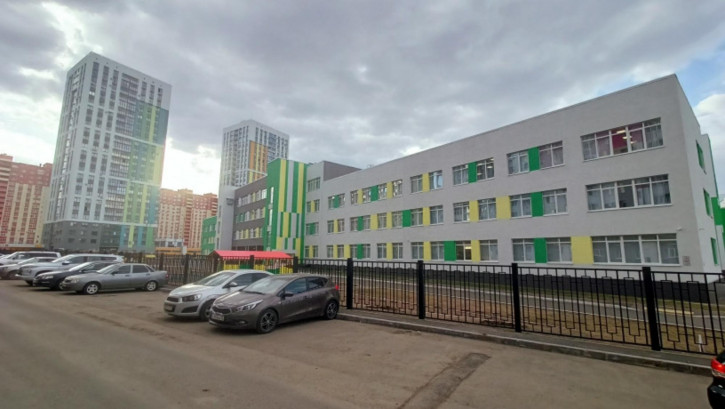 3-комн квартира в новом доме улица Братьев Хусаиновых, 8