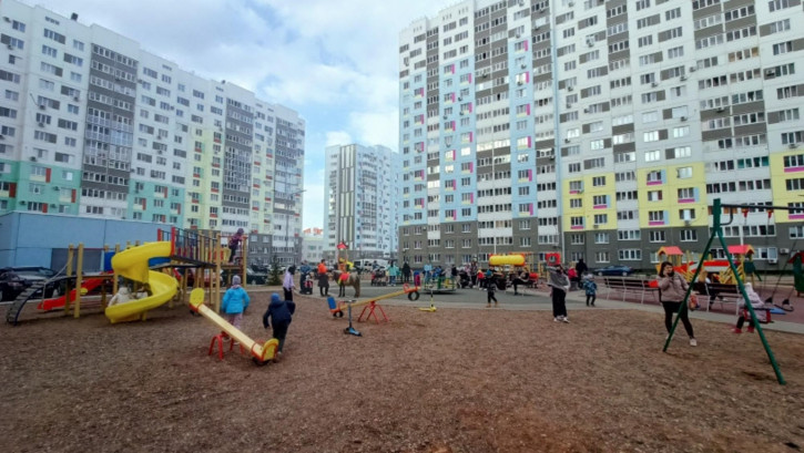 3-комн квартира в новом доме улица Братьев Хусаиновых, 8