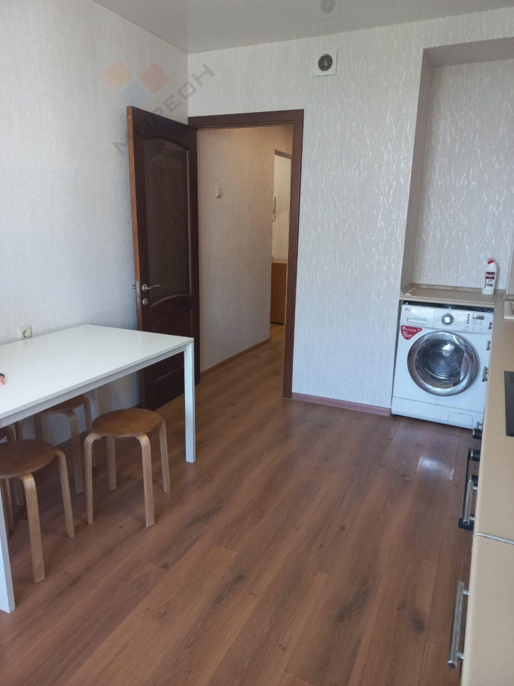 2-комн квартира Черкасская ул, 53