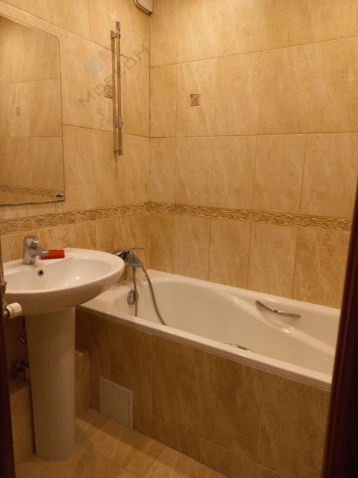 2-комн квартира Черкасская ул, 53