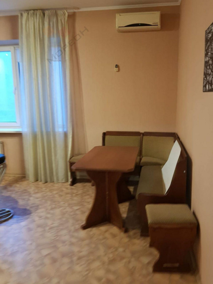 3-комн квартира Володарского ул, 75
