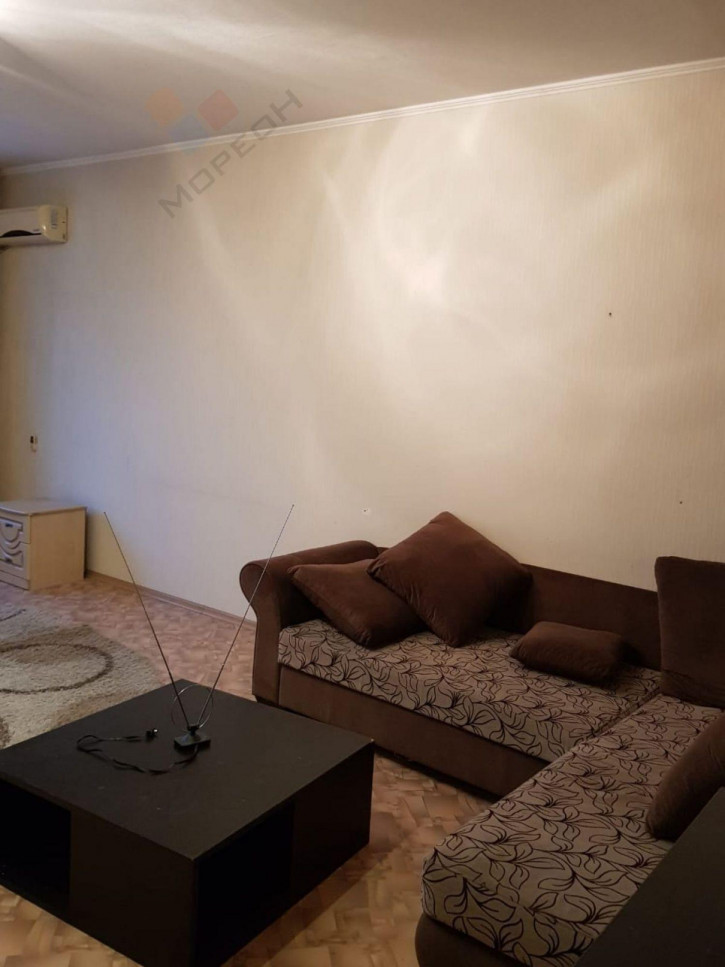 3-комн квартира Володарского ул, 75