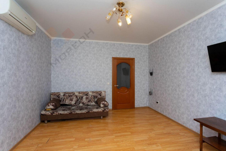 2-комн квартира Восточно-Кругликовская ул, 64