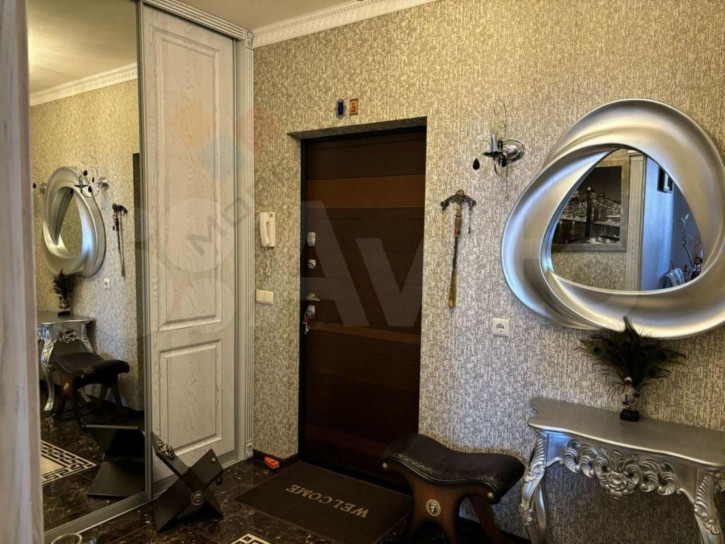 1-комн квартира Автолюбителей ул, 52/4
