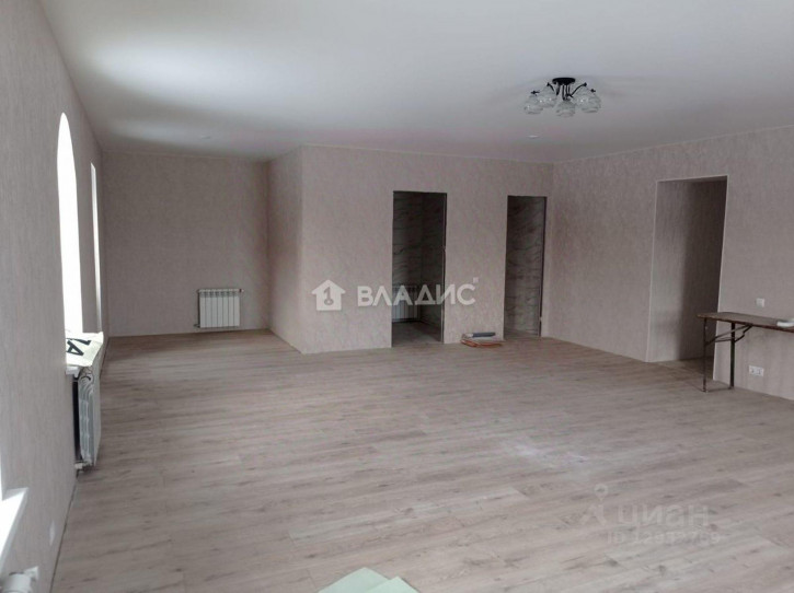 Торговое помещение проспект Строителей, 11В,  д. 11В