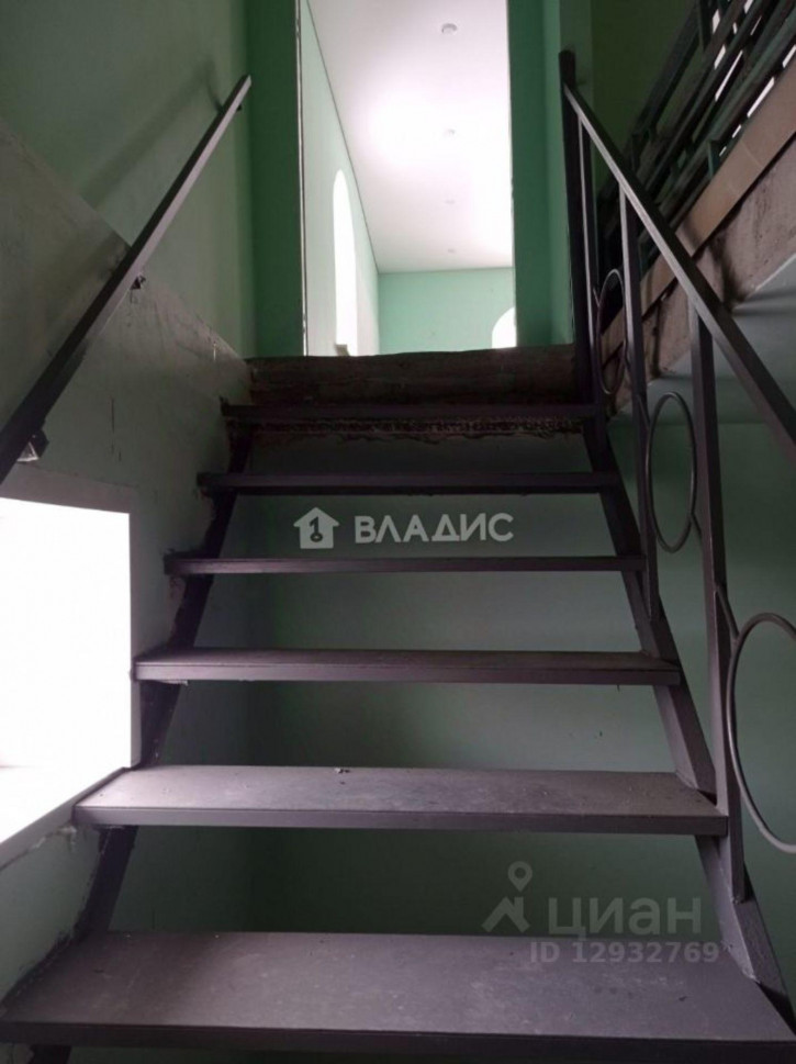 Торговое помещение проспект Строителей, 11В,  д. 11В