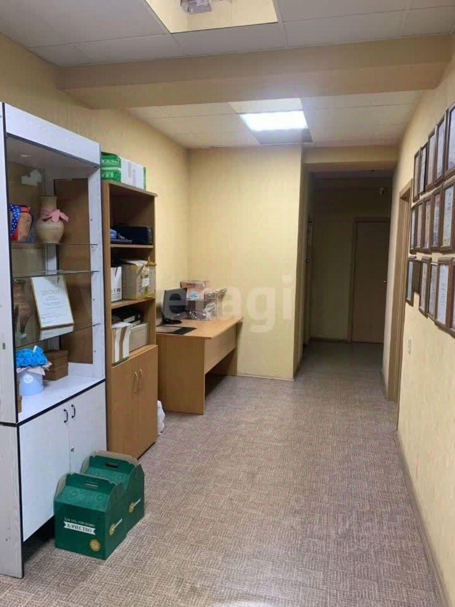 Купить офис, помещение под офис за 9 458 010 рублей на Плехановская улица, 21