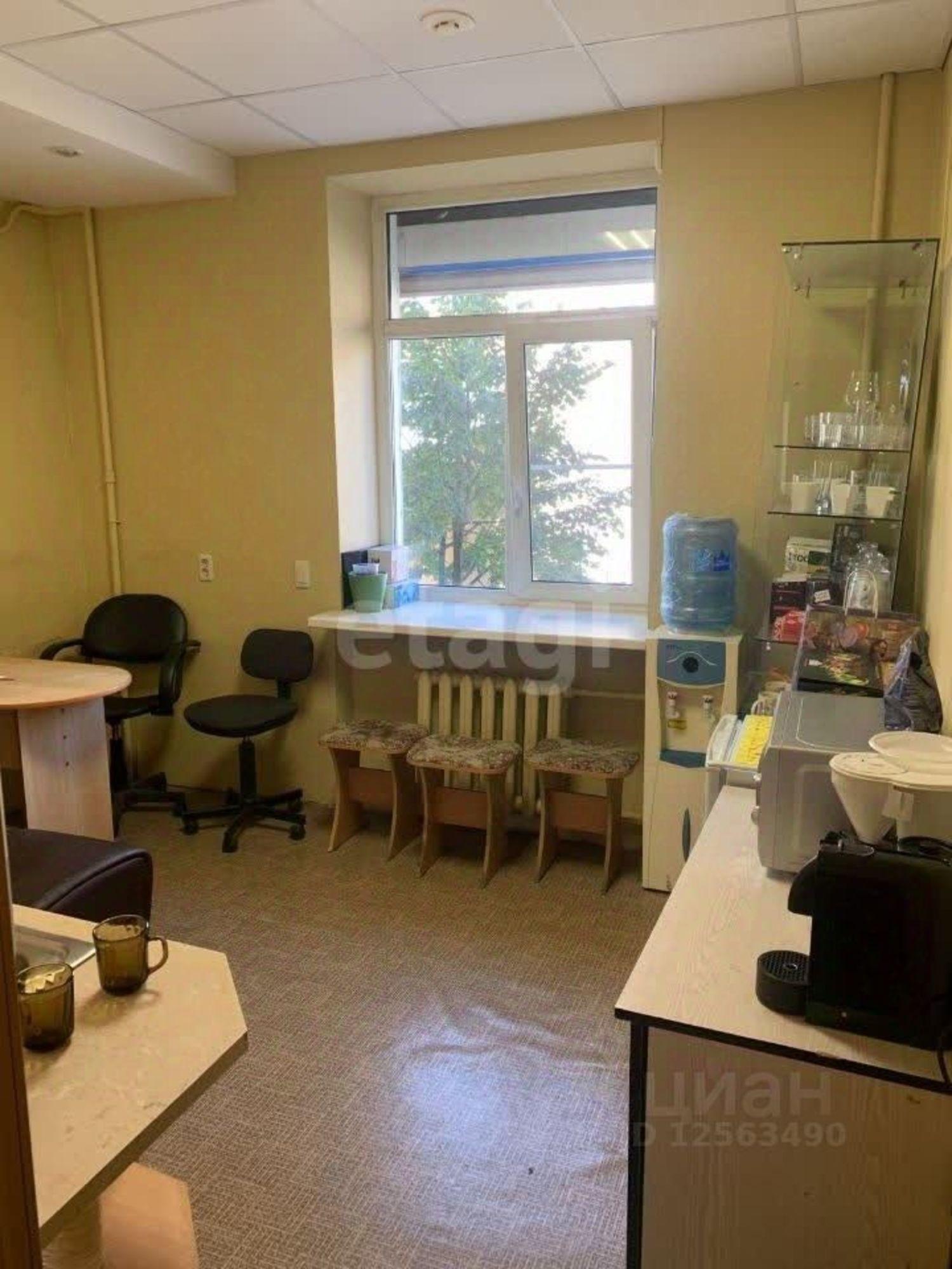 Купить офис, помещение под офис за 9 458 010 рублей на Плехановская улица, 21