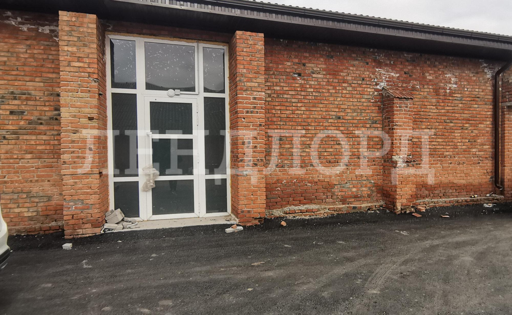 Сдать торговое помещение за 120 000 рублей на улица Кондаурова