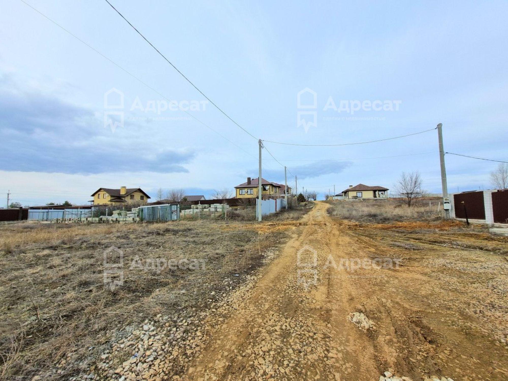 Купить землю, земельный участок за 950 000 рублей на ул. Сиреневая