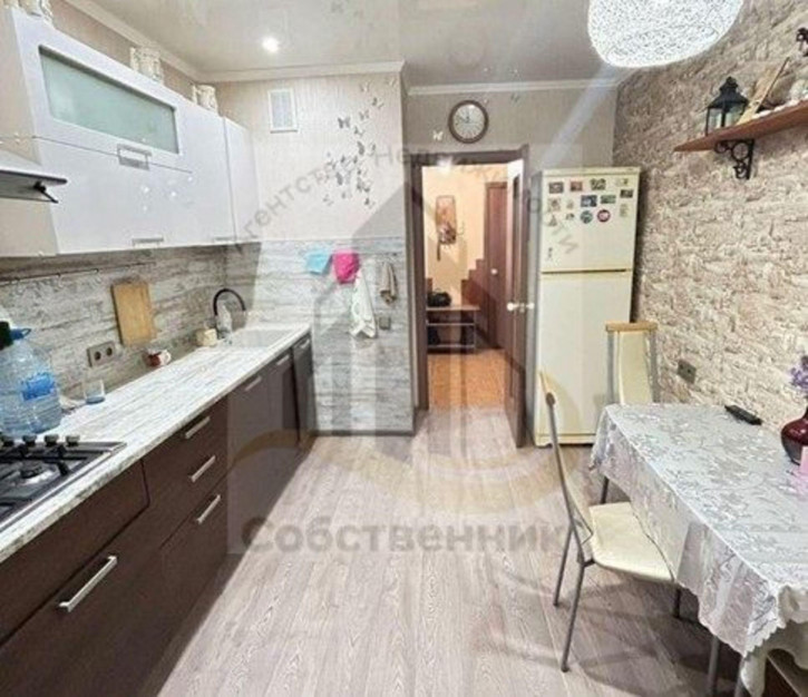 2-комн квартира Ворошилова ул, 48